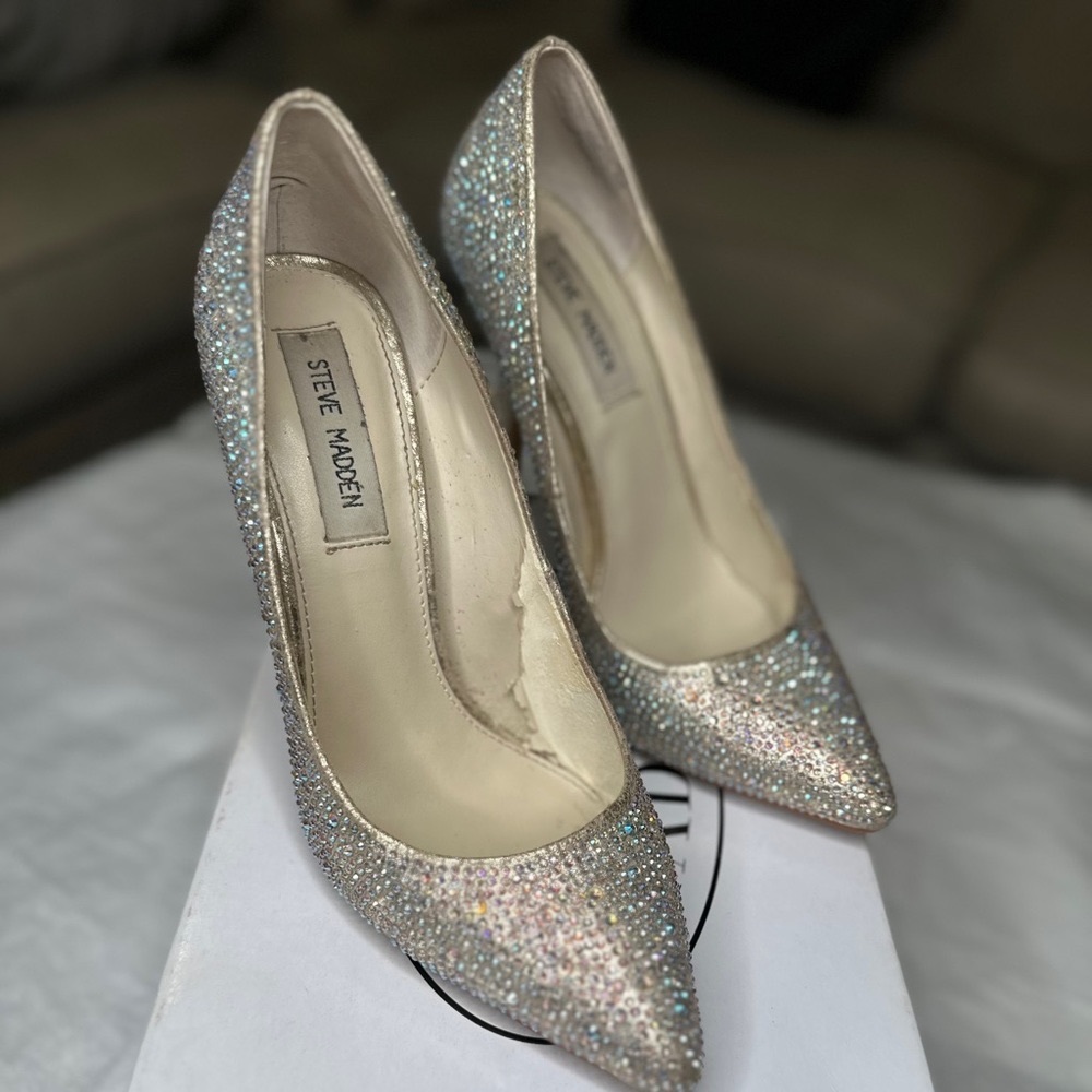 Steve Madden Vala Crystal Pumps